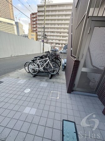 大阪駅 徒歩5分 6階の物件外観写真